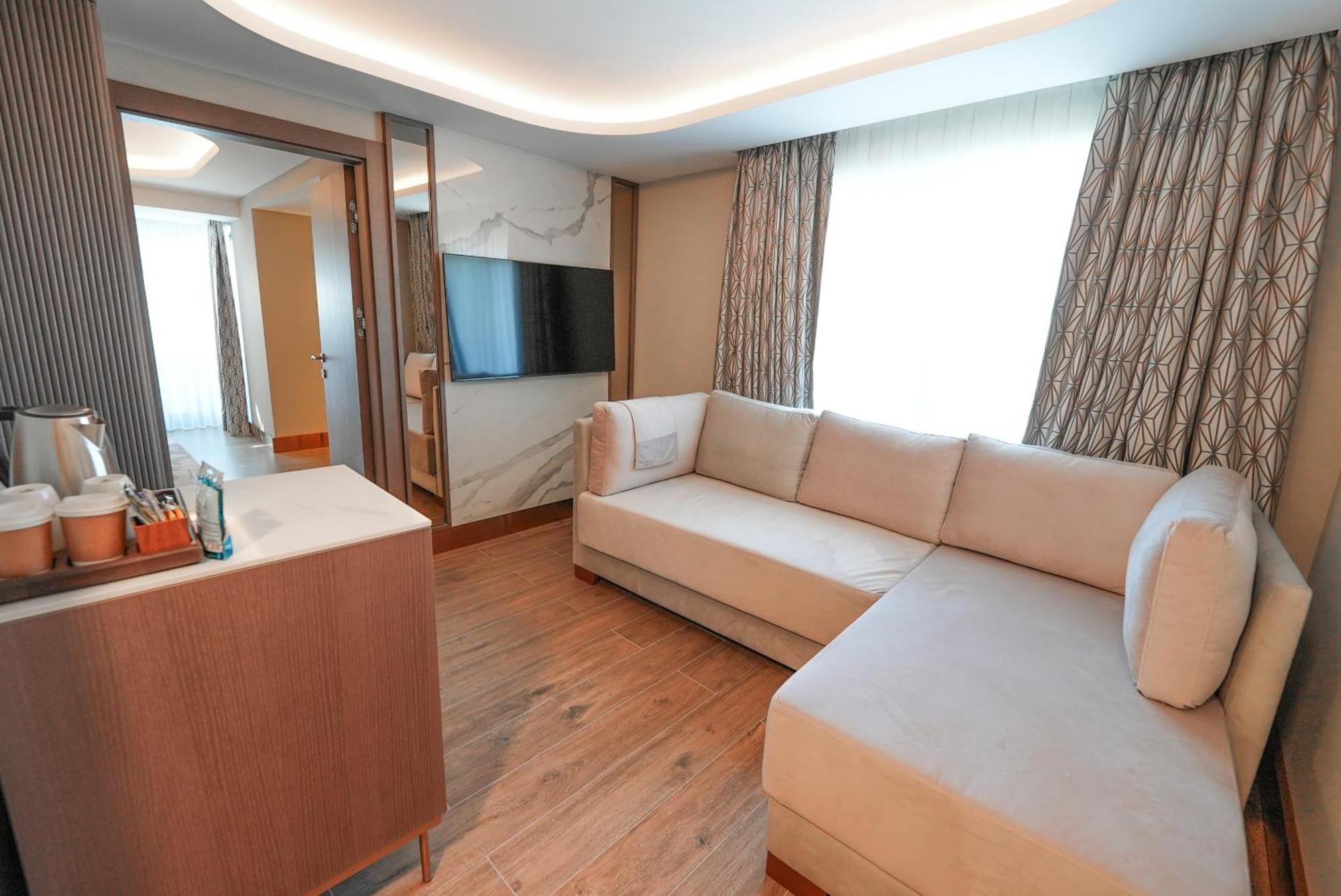Boreas Hotel, Trademark Collection By Wyndham Ankara