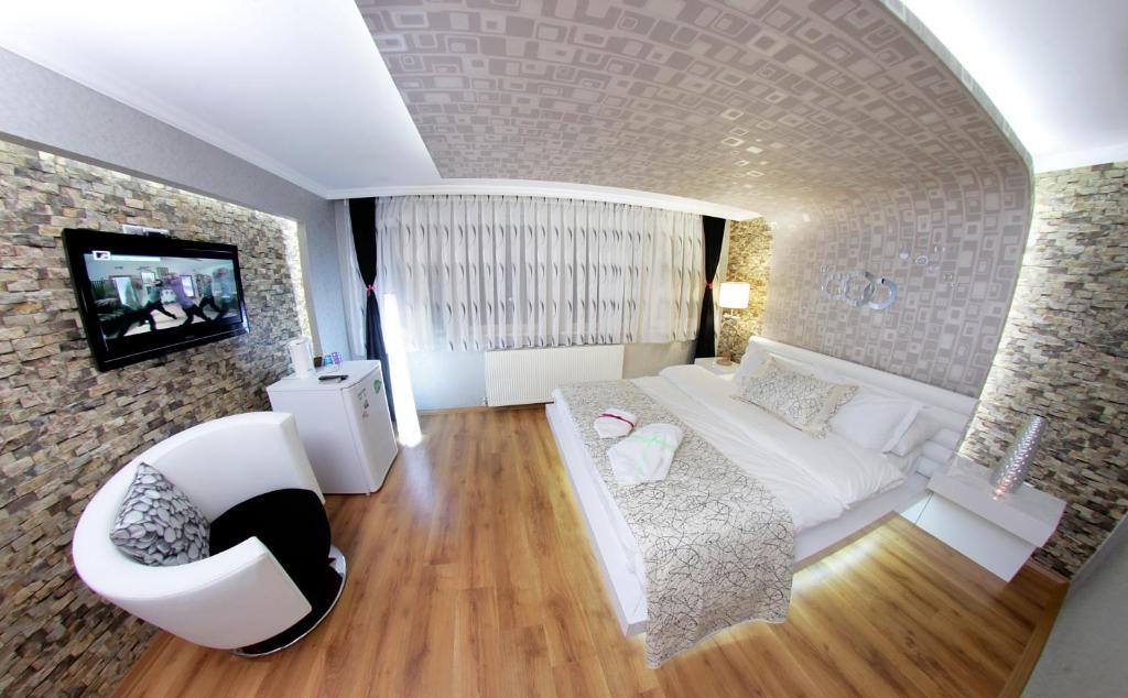 Boreas Hotel, Trademark Collection By Wyndham Hotel 4*